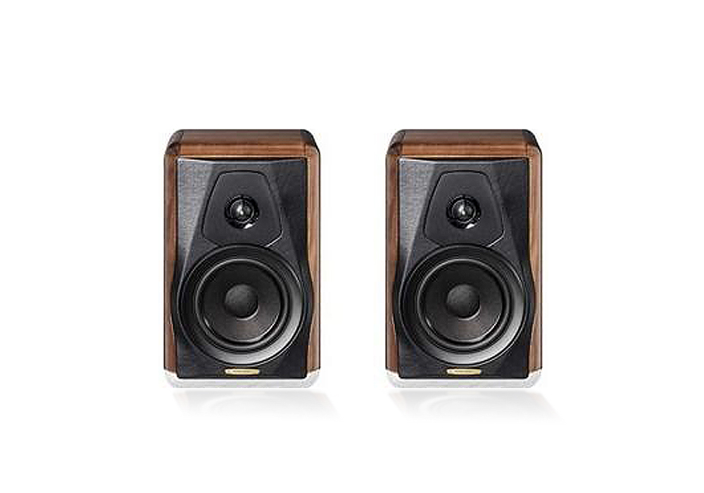 Bookshelf Speakers That Perform Len Wallis Audio