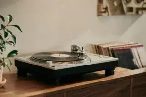 Ortofon CADENZA BRONZE Cartridge at Len Wallis Audio in Lane Cove