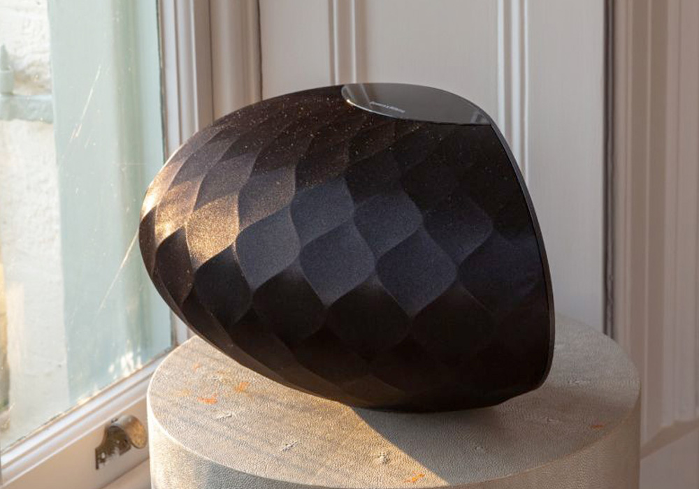 bowers & wilkins formation wedge wireless speaker