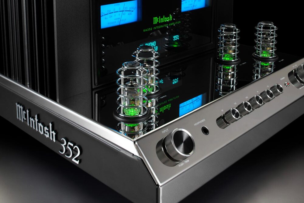 McIntosh MA352 Hybrid Integrated Amplifier at Len Wallis Audio in Lane Cove