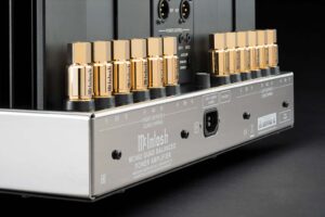 McIntosh MC462 Power Amplifier at Len Wallis Audio in Lane Cove