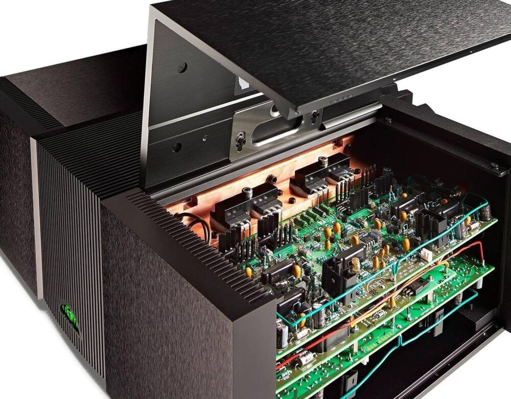 Naim NAP 500 DR Power Amplifier at Len Wallis Audio.