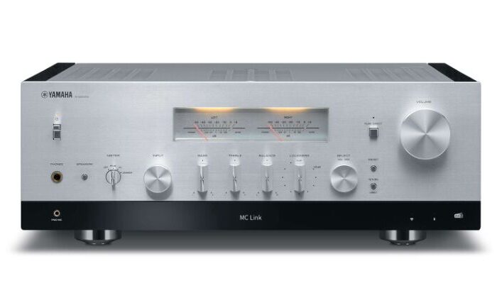 Yamaha R-N2000A Network Stereo Receiver at Len Wallis Audio in Lane Cove