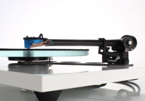 Rega RB330 Tonearm at Len Wallis Audio in Lane Cove