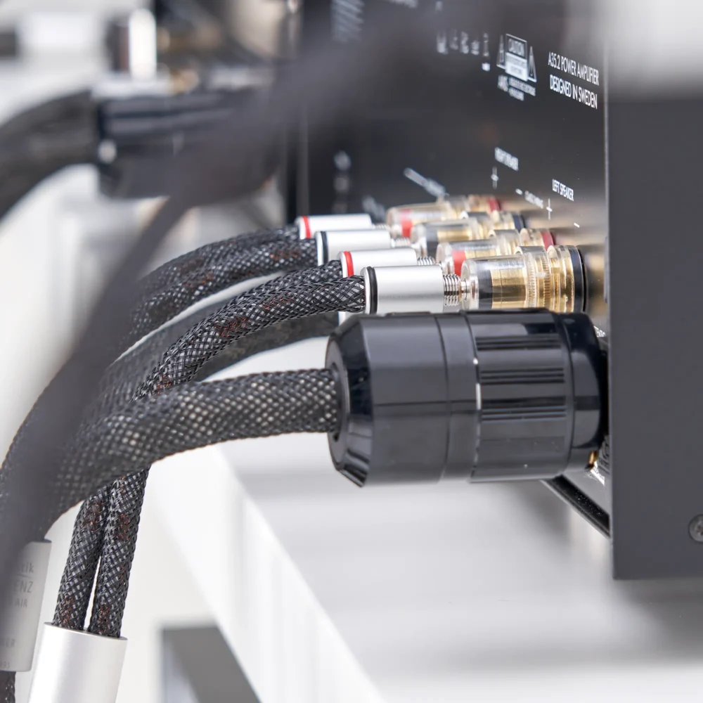 Inakustik Referenz AC-1204 AIR Power Cable at Len Wallis Audio