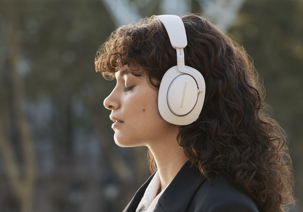 Bowers & Wilkins Px7 S2e Over-ear Noise-cancelling Headphones