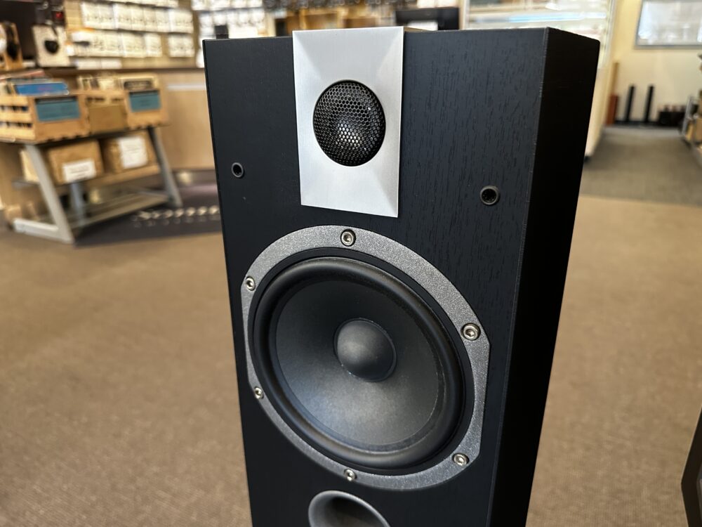 FOCAL V Bookshelf Speakers with SV Stands [] $