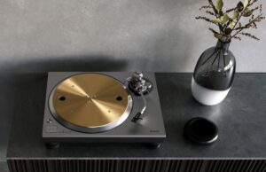 Technics SL-1300G Turntable at Len Wallis Audio in Lane Cove