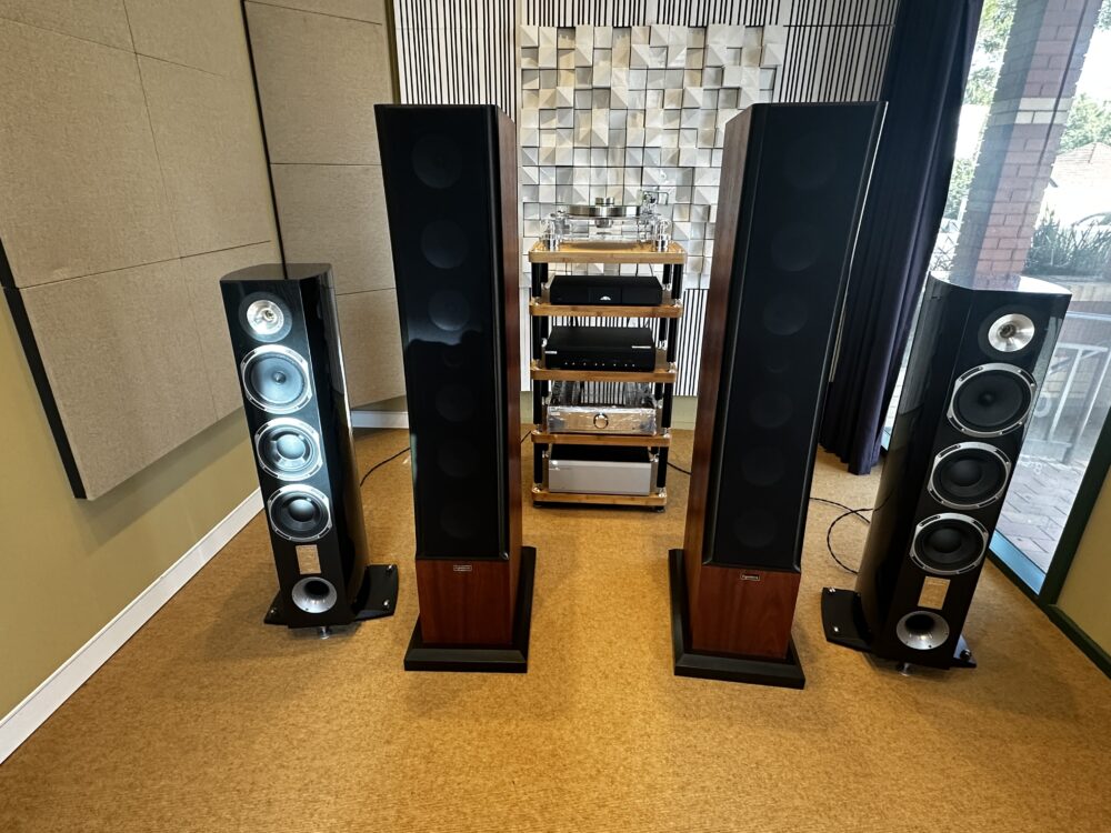 Equinox Audio Apogee Floorstanding Speakers [] $