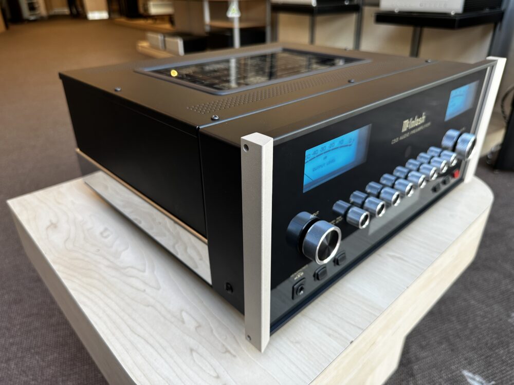 McIntosh C Pre Amplifier