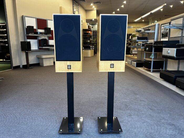 Vintage RICHTER Bookshelf Speakers (Circa s–s) [] $