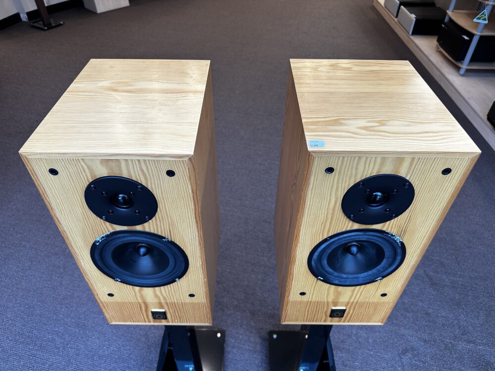 Vintage RICHTER Bookshelf Speakers (Circa s–s) [] $