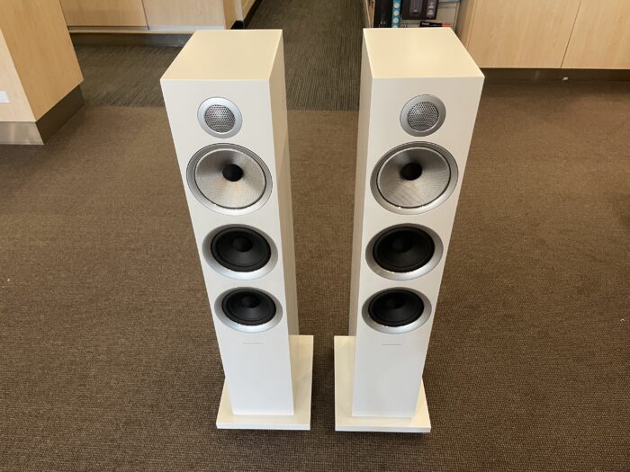 Bowers and Wilkins 704 S2 Floorstanding Speakers at Len Wallis Audio in Lane CoveWhy Choose the Bowers and Wilkins 704 S2 Floorstanding Speakers?