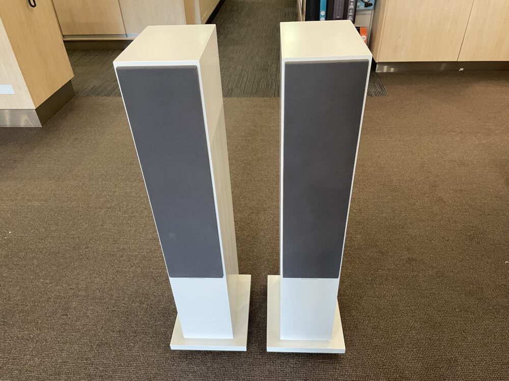 Bowers and Wilkins 704 S2 Floorstanding Speakers at Len Wallis Audio in Lane CoveWhy Choose the Bowers and Wilkins 704 S2 Floorstanding Speakers?