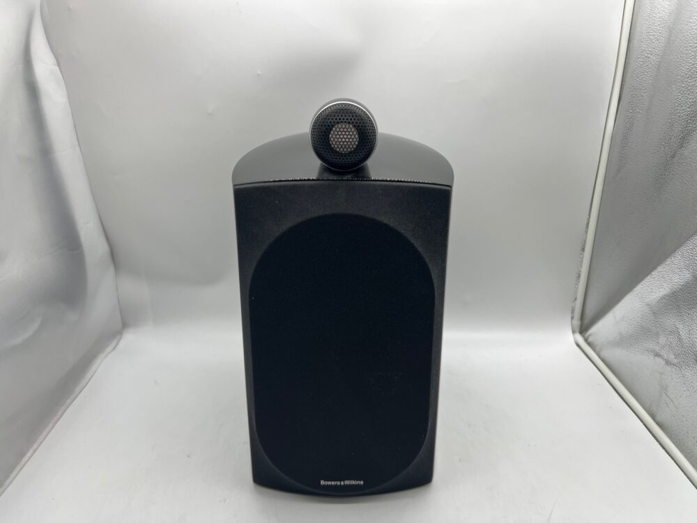 Pre-Owned Bowers and Wilkins 805 D3 Bookshelf Speakers at Len Wallis Audio in Lane Cove