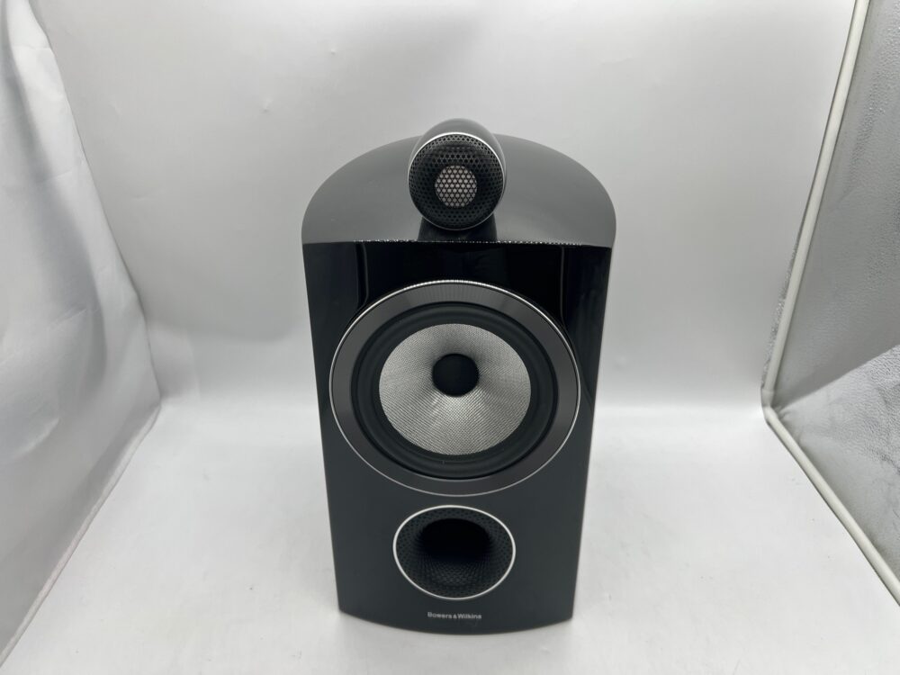 Pre-Owned Bowers and Wilkins 805 D3 Bookshelf Speakers at Len Wallis Audio in Lane Cove