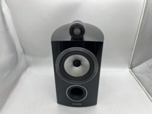 Pre-Owned Bowers and Wilkins 805 D3 Bookshelf Speakers at Len Wallis Audio in Lane Cove