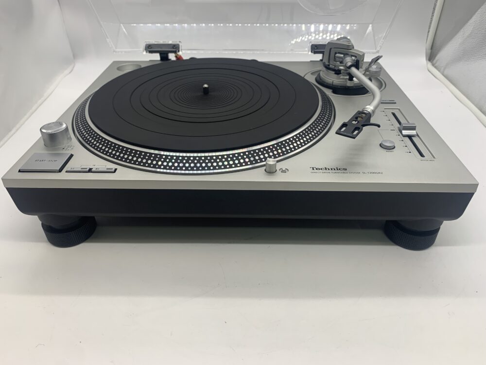 Technics SL-1200GR2 Turntable at Len Wallis Audio in Lane Cove