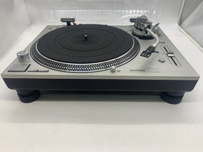 Technics SL-1200GR2 Turntable at Len Wallis Audio in Lane Cove