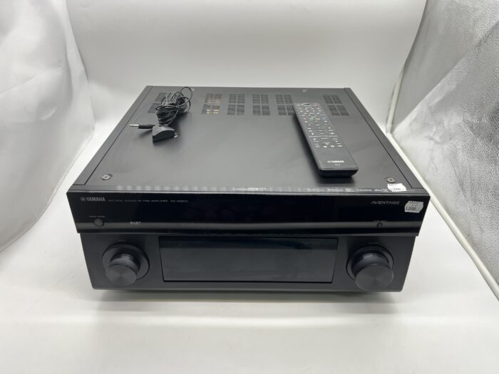 Pre-Owned Yamaha Aventage CX-A5200 AV Pre-Amplifier and MX-A5200 Power Amplifier Bundle at Len Wallis Audio in Lane Cove