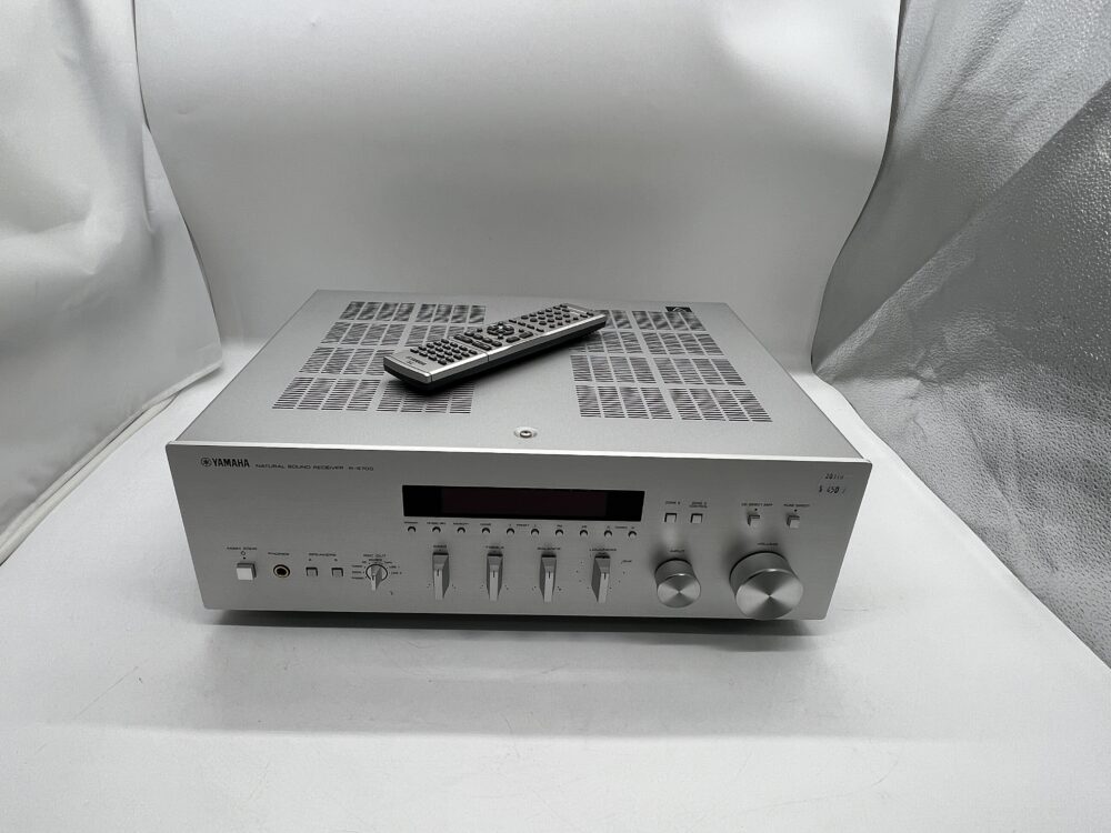 Yamaha R-S700 Integrated Amplifier at Len Wallis Audio